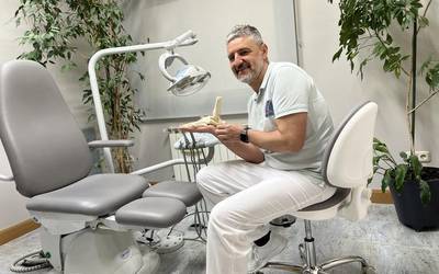 Alex Azkarate: "Jendeak ez daki noiz joan podologoarenera"