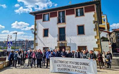 "Prezioen hazkunde neurrigabea" salatu dute pentsiodunek gaurko elkarretaratzean