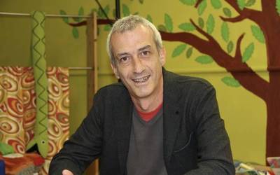 Andoni Mujika euskaltzalea eta ekintzailea hil da