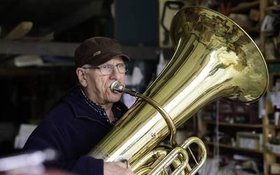 "Musika jotzea herria egiteko modu bat izan da gure etxekoentzat"