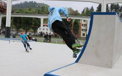 Inauguratu dute Bergarako skate parke berria