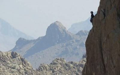 Arlegik Omanen eskalatzeari buruzko hitzaldia eginen du