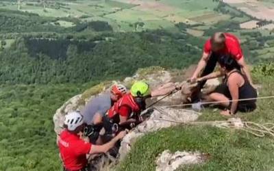 Gaur eguerdian mendizalea erreskatatu du Ertzaintzak Gorbeian, eta igandean txakur bat Urduñan
