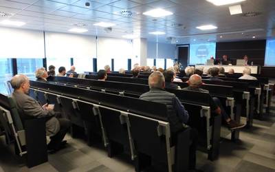Arizmendiarrietaren Lagunak Elkartearen Batzar Nagusia lehenik eta hitzaldia ostean, eguenean