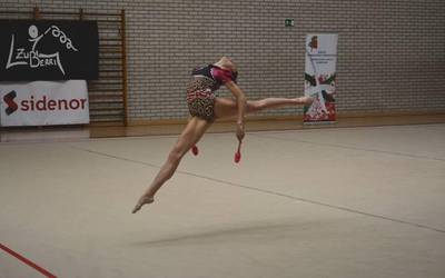 Gimnastika Erritmikoaren Euskadiko Federatuen Banakako Txapelketa jokatu da Zubiaurren