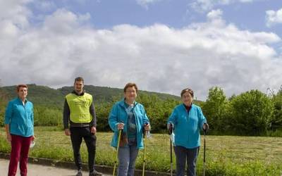 "Jendea ariketa fisikoa egitera animatu dadila; horren arabera taldeak antolatuko ditugu Altsasun, Olaztin eta Ziordian"