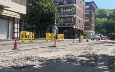 Amasa-Villabonako Udala asfaltatze lanak egiten ari da kaltetutako hainbat  errepide zatitan