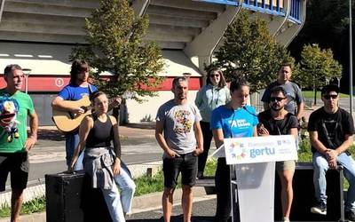 Sarek urriaren 8an Donostian egingo duen jaialditik itzultzeko autobusa antolatu dute