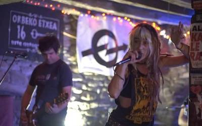 Punk beteranoak protagonista atzo Orbeko Etxean