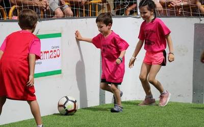 400 futbol partida baino gehiago jokatuko dituzte asteburuan 3x3 Futbol Festan