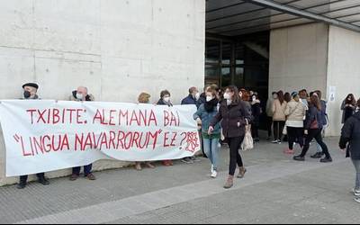 Nafarroako Administrazio Auzitegiaren “euskararen aurkako erasoak” salatzeko elkarretaratzea eginen dute bihar
