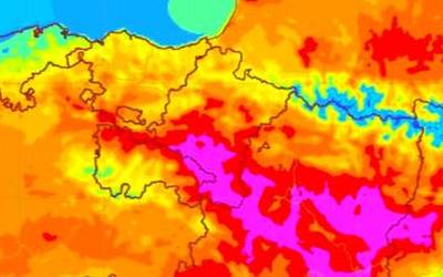 Urria oso hilabete beroa izan da Nafarroan