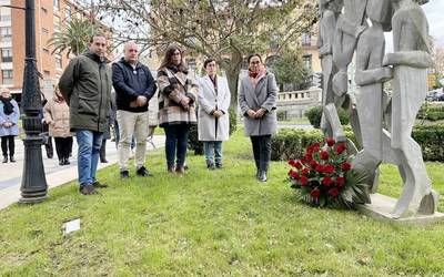 "Terrorismoaren biktima guztiak" omendu dituzte gaur Getxon