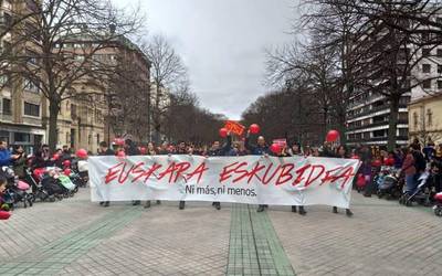Euskarafobiaren aurkako protesta eginen dute eguerdian