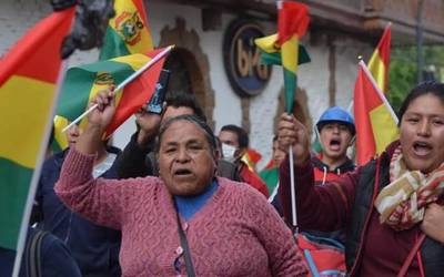 Atal internazionalistako lehena: Bolivia