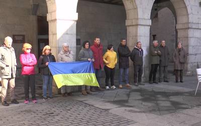 Tolosako Udal ordezkariak Ukrainaren alde elkarretaratu dira