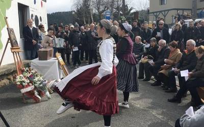 "Bukatu da Inaxioren bidaia; amaren ondora ekarri dugu azkenean"