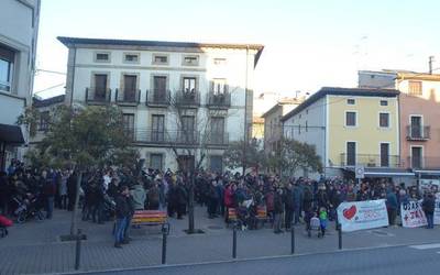 Osasuna eskubidea dela aldarrikatu dute