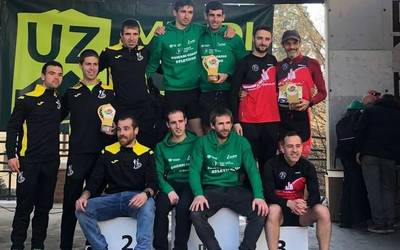 Orioko Atletismo Taldeak zilarrezko domina lortu du Euskadiko Trail Txapelketan, taldekako sailkapenean