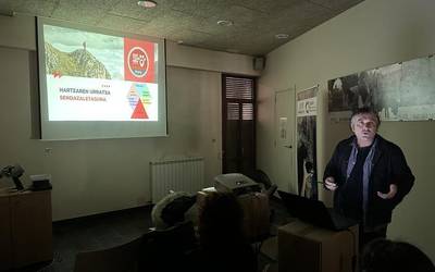 Hartzaren Urratsa ibilbideak bailarari bira ematea ahalbidetuko du bost etapatan