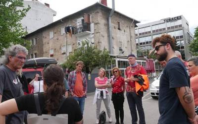 Alemaniatik Aiaraldera, Tubacexeko greba eta eskualdeko beste borrokak ezagutzeko