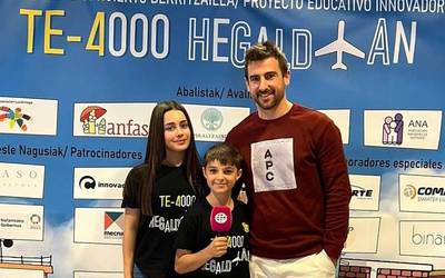Iride Roio eta Mikel Revuelta (Jasoko ikasleak): "Autismoaz eta norberak duen gaitasun aniztasunaz ikasi dugu musikala prestatzen"