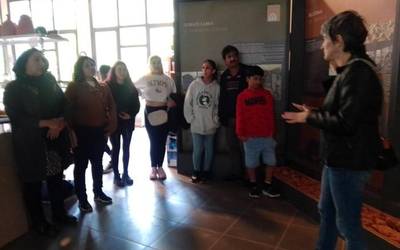 Berbalagunak eta Auzoko egitasmoko kideak Ibarraundi museoan izan dira