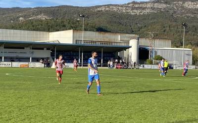 Lagun Artea futbol taldeak bilera deitu du