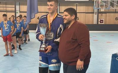Hockey finaleko sari banaketa, argazkitan