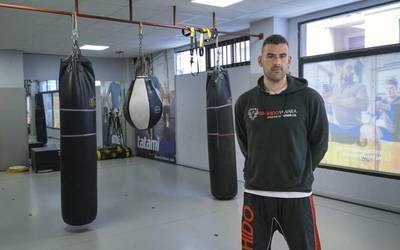 Alberto Romillo: "Ez zait burugabea iruditzen Munduko Kick Boxing Txapelketara joatea"