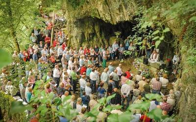 Larunbatean San Juan Xarrera joateko minibus zerbitzua antolatu du Igantziko Udalak