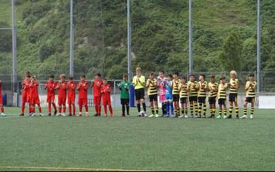 Donosti Cup futbol txapelketako azken partidak ari dira jokatzen Mendibeltzen