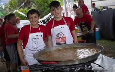 Paella txapelketak jarri zion zaporea atzo Aretako Jaiei