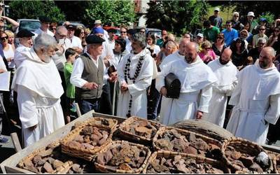 Burdinaren Egunak hamabosgarren edizioa beteko du larunbatean Urdazubin