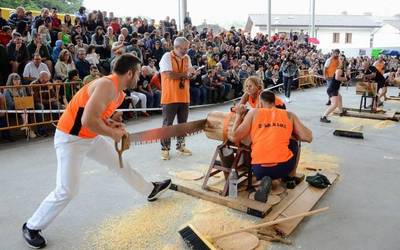 Eskualdeko ordezkaritza zabala ariko da Herriz Herri Txapelketako finalean