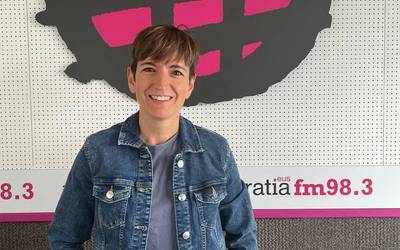 Ainhoa Madariaga (Zubiarte Euskaltegia): "Klaseaz gain, akreditazio frogar ere egiten ditugu orain Zubiarten"