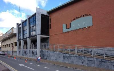 Gizarte langile plaza bat eta Kirol Patronatuko gerente plaza betetzeko prozesuak, zabalik