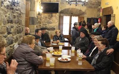 Jubilatuek bazkaria egingo dute zapatuan Toki-Eder elkartean