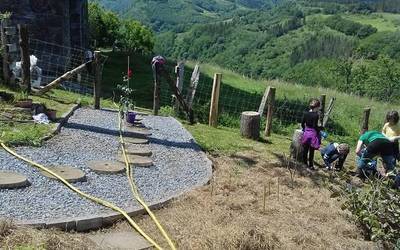 Emakumearen Memoriaren Baratzean auzolana eginen dute larunbat goizean