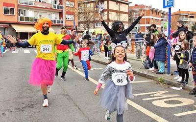 Gertu dago Larrabasterrako 9. San Silvestre herri-lasterketa!