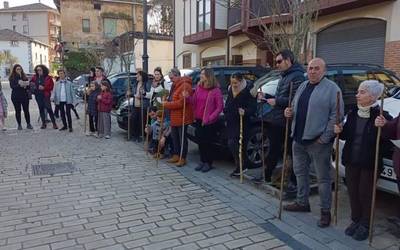 Arrankudiaga-Zollon ere atera dira Santa Ageda kantuz ospatzera