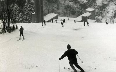 Lau teleskiko estazioa izan zen garai baten Oñati