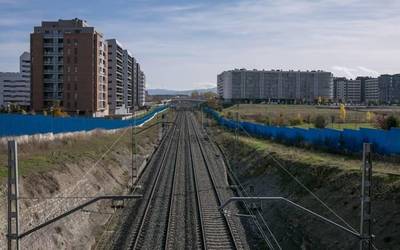 Gasteiz eta Madril arteko goizeko trena kendu du Renfek