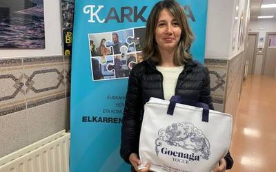Nagore Etxabek irabazi du martxoko aldizkariko 'Non dago Karkara?' jokoa