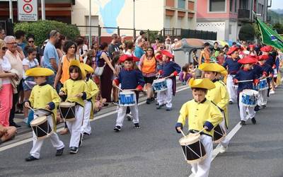 San Pedro jaietako haurren danborradan parte hartzeko izen-ematea zabaldu dute