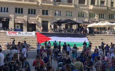 Palestinarekin bat egin dute Gasteizko ikastetxeek
