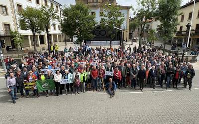 'Euskal Herriko Mendi Biltzarra' sortu dute Elgetan, Euskal Mendizale Federazioaren mendeurreneko ekitaldian