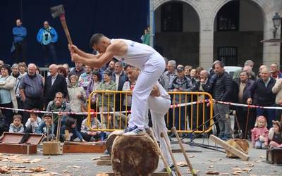 Harria eta aizkora, tradizioa eta jaia