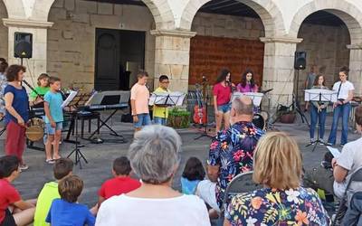 Udako kontzertua emanen dute astelehenean Berako Isidoro Fagoaga musika eskolako ikasleek