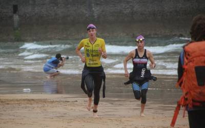 Helene Alberdi podiumera igo da aurten ere Zarauzko Triatloian